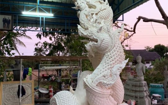 พญานาคเนื้อปูนเพรช